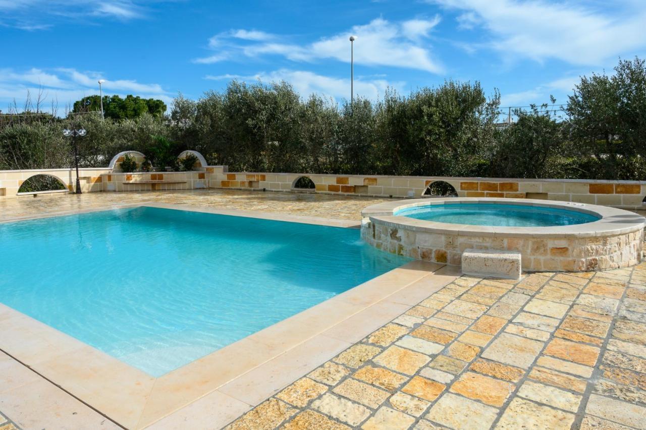 Appartamento Ortensia In Villa Mariella Ostuni Exterior foto